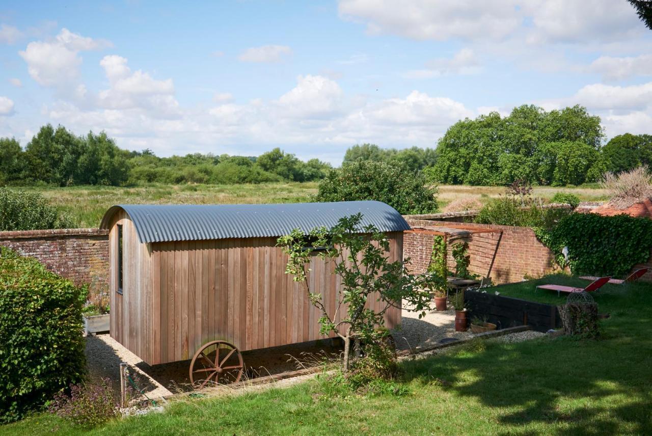 Alderbury Hut64 빌라 외부 사진
